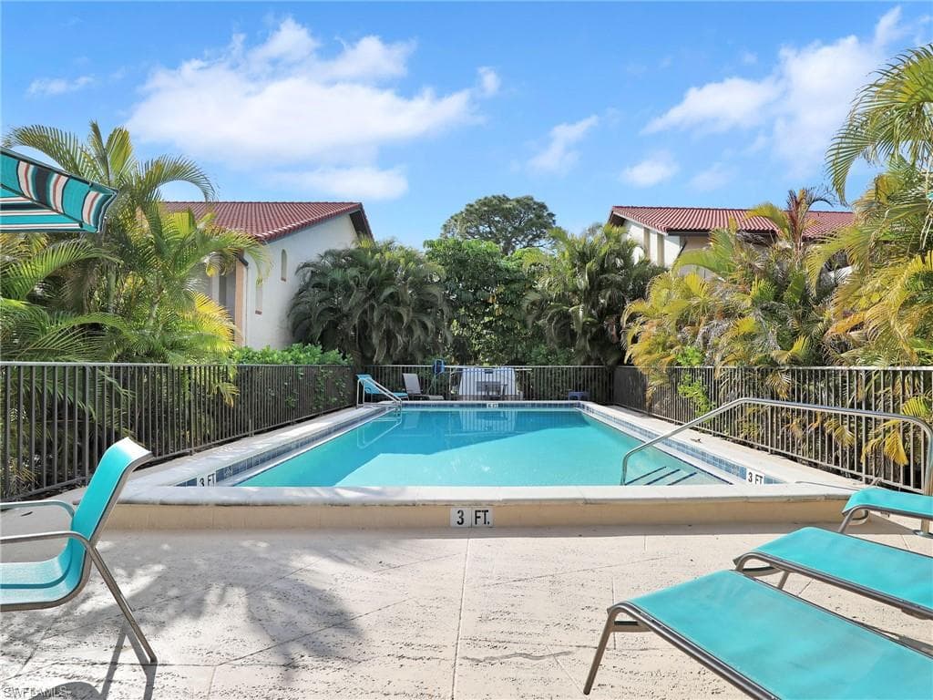 9831 Alabama ST # 5, BONITA SPRINGS FL 34135-20