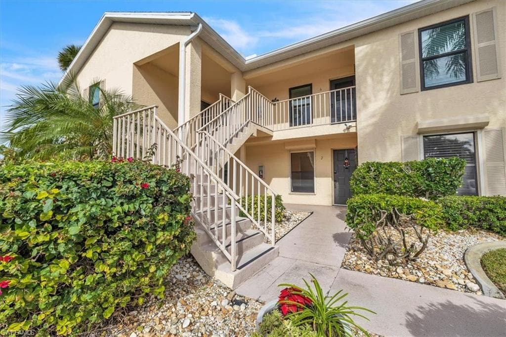15000 Arbor Lakes DR E 6-1