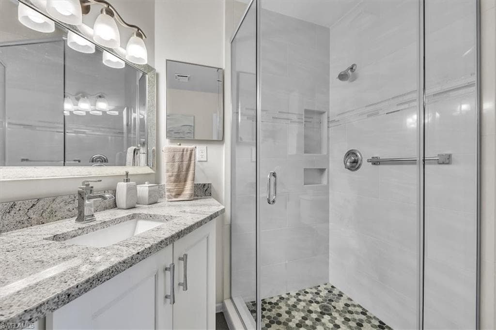 15000 Arbor Lakes DR E 6-24