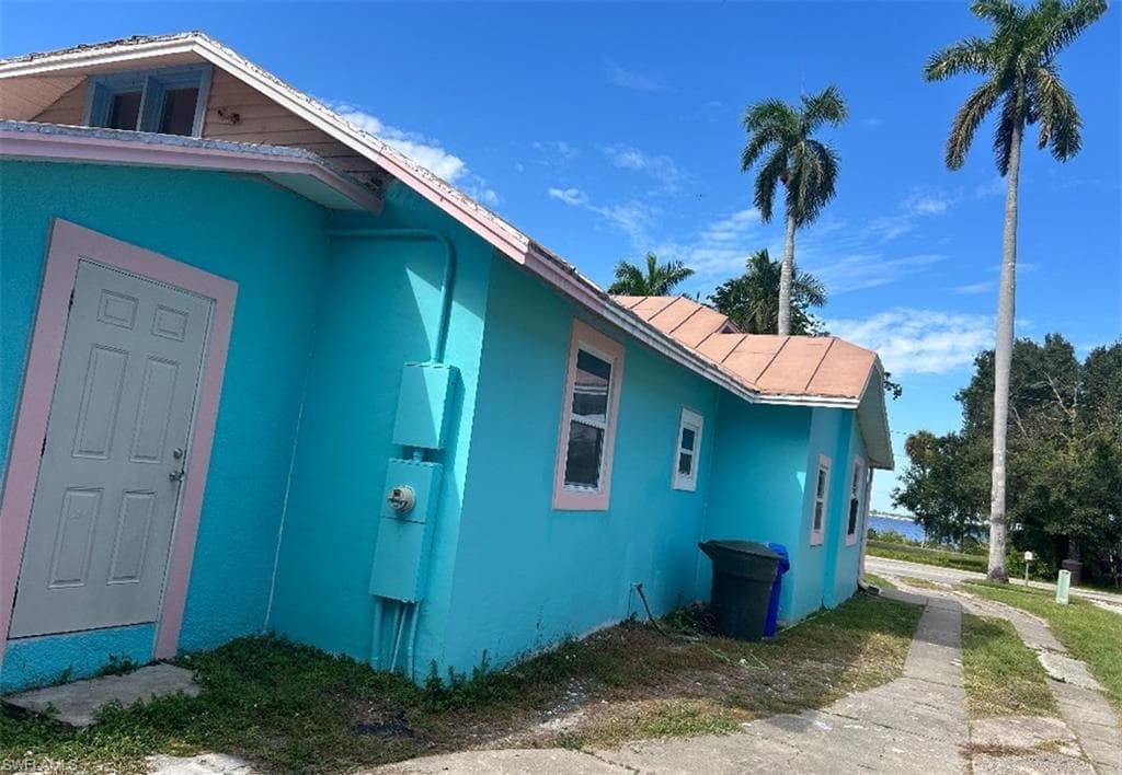 3516 E Riverside DR, FORT MYERS FL 33916-2