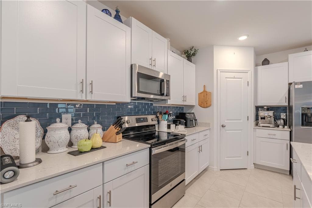 7190 Sugar Pine WAY, FORT MYERS FL 33966-11