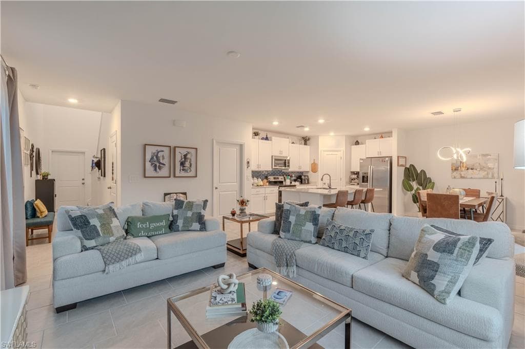 7190 Sugar Pine WAY, FORT MYERS FL 33966-7