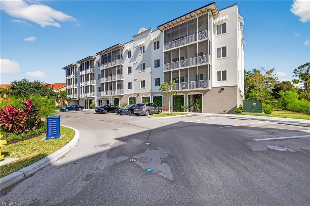 26610 Rosewood Pointe DR # 202, BONITA SPRINGS FL 34135-1