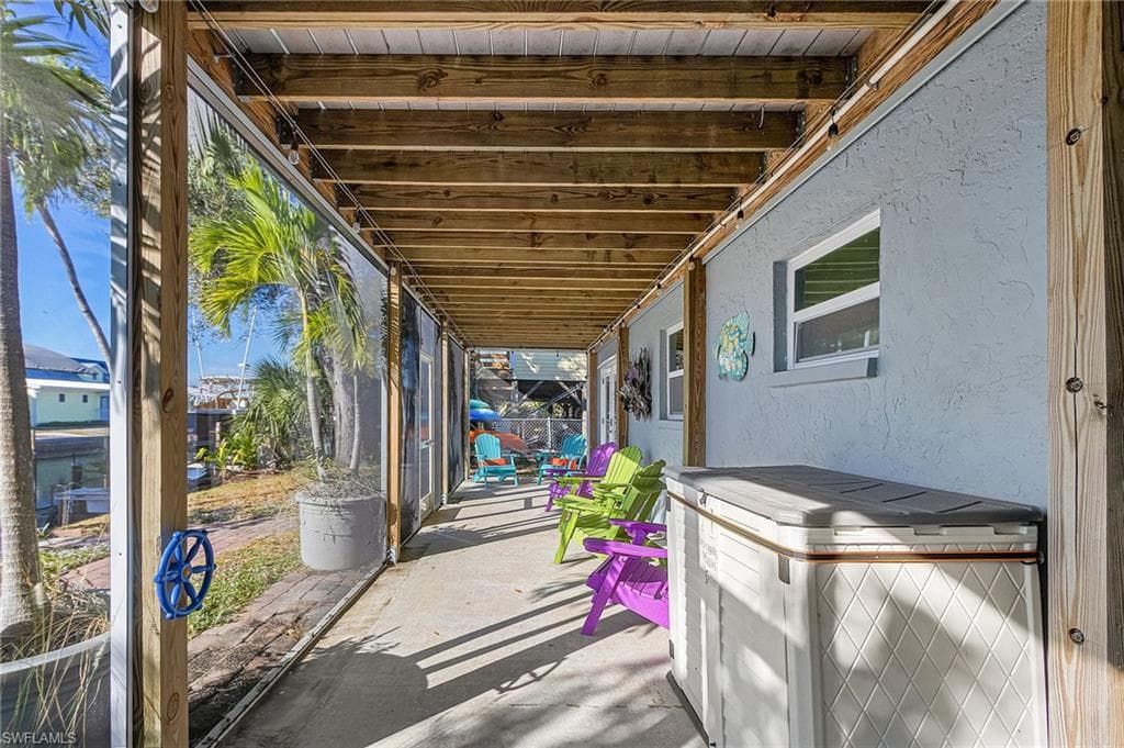 16201 Aura LN-31