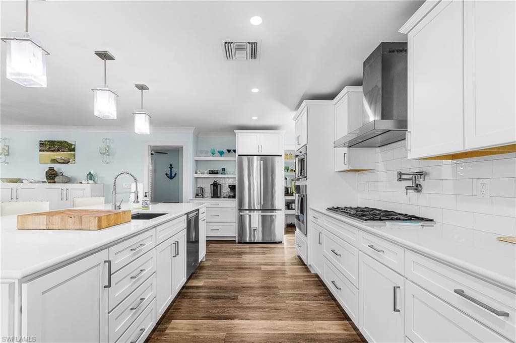 16201 Aura LN-9