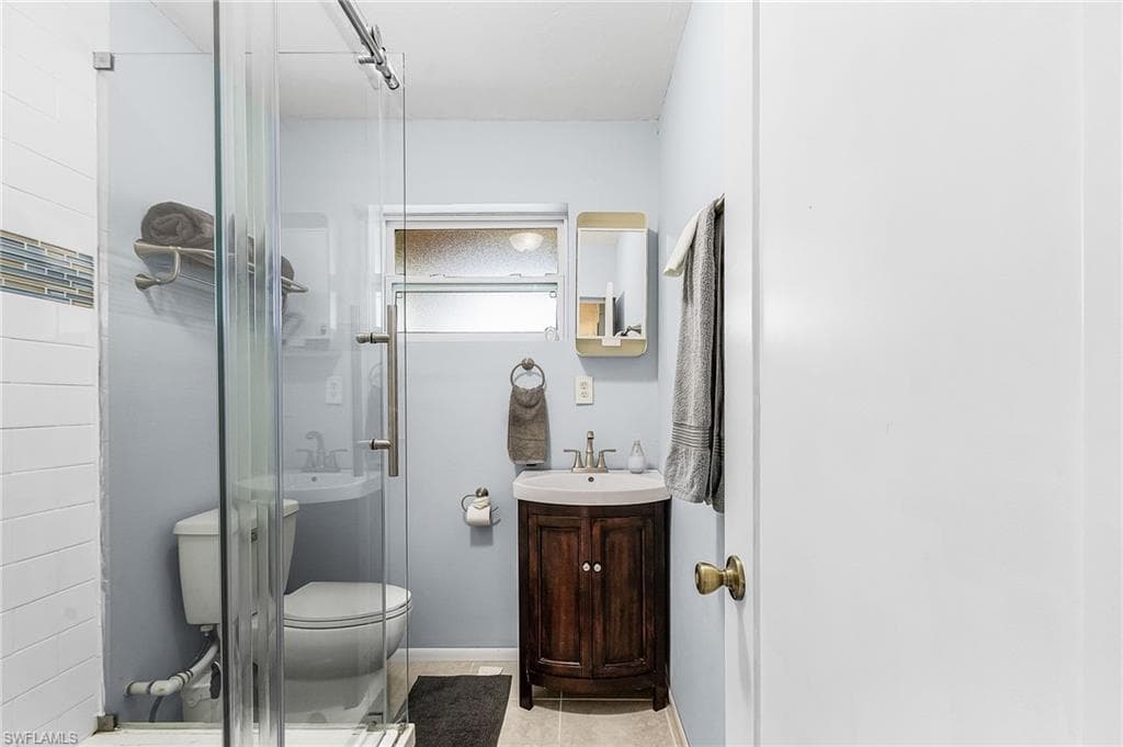 16201 Aura LN-28