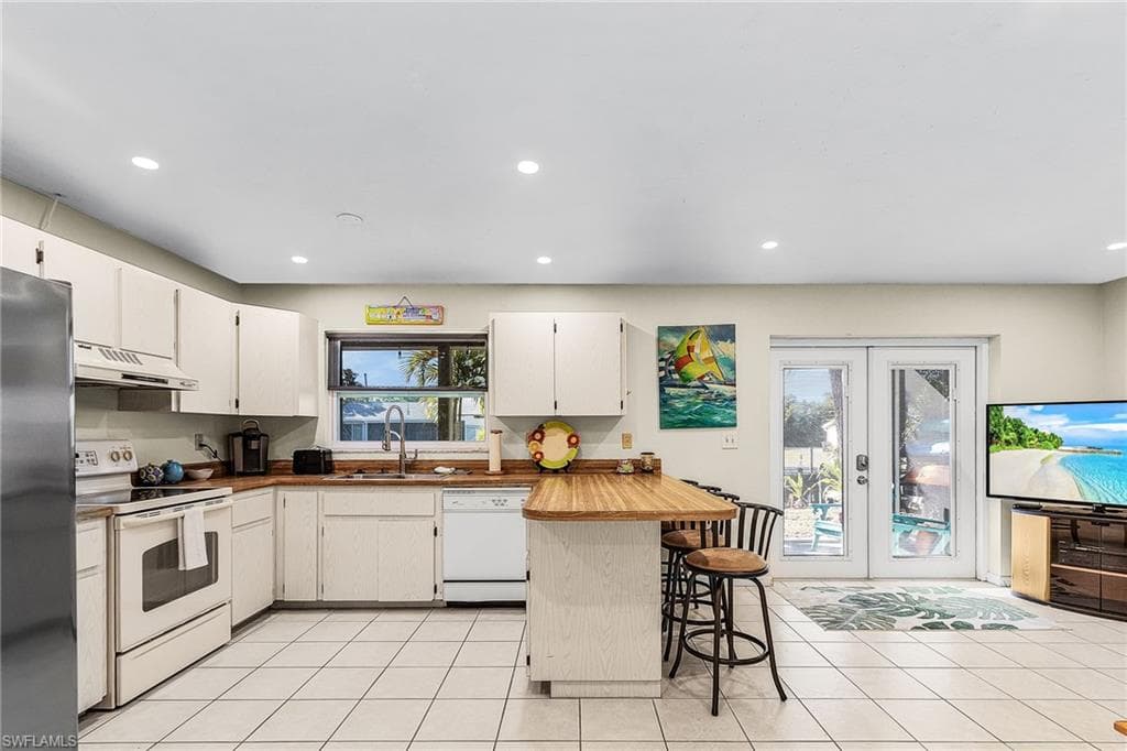 16201 Aura LN-24