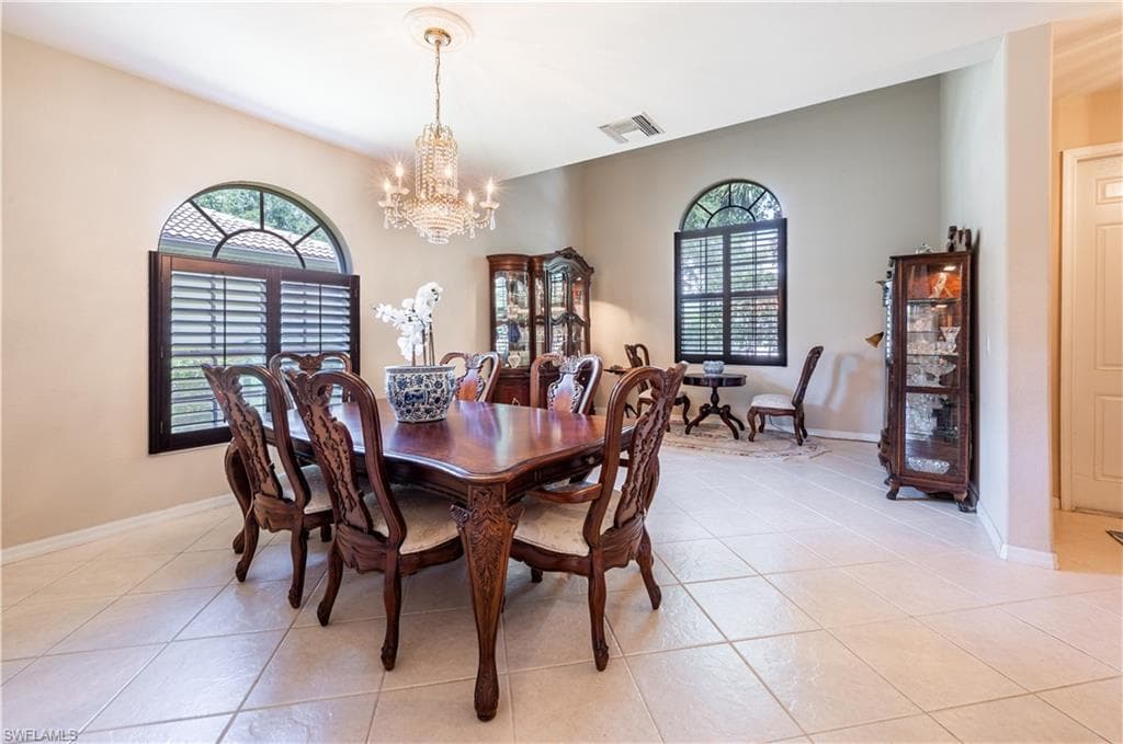 3911 Aurora CT, NAPLES FL 34116-4