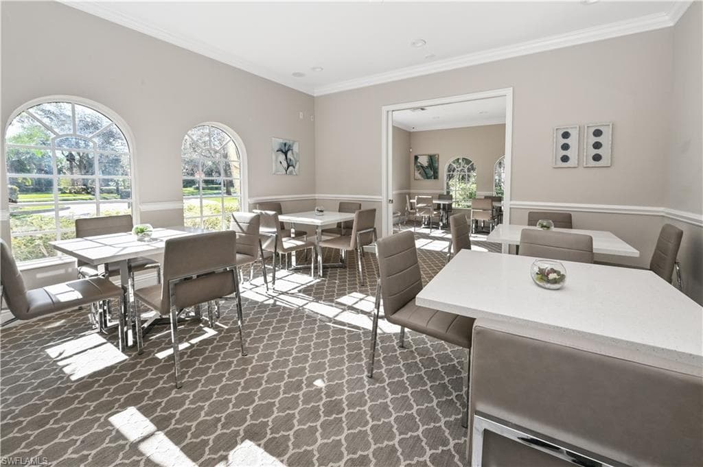 3911 Aurora CT, NAPLES FL 34116-32