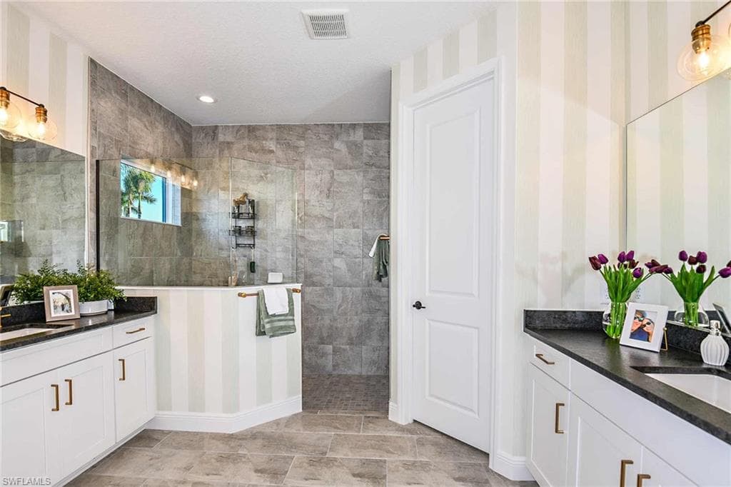 8775 Pigeon Key, FORT MYERS FL 33908-18