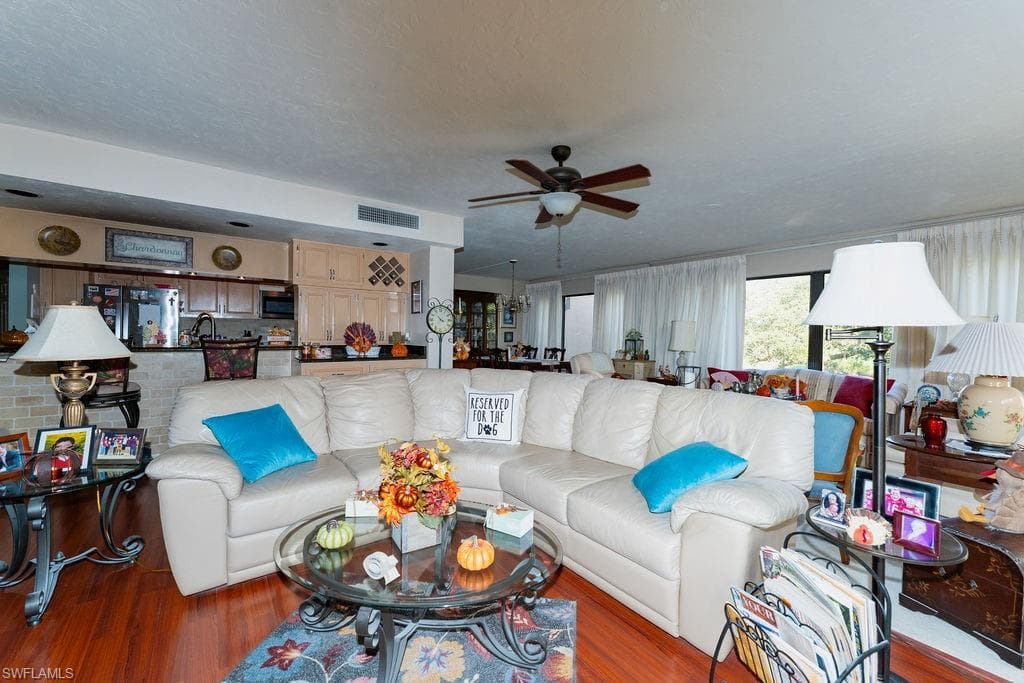 6216 Cougar RUN # 202, FORT MYERS FL 33908-32