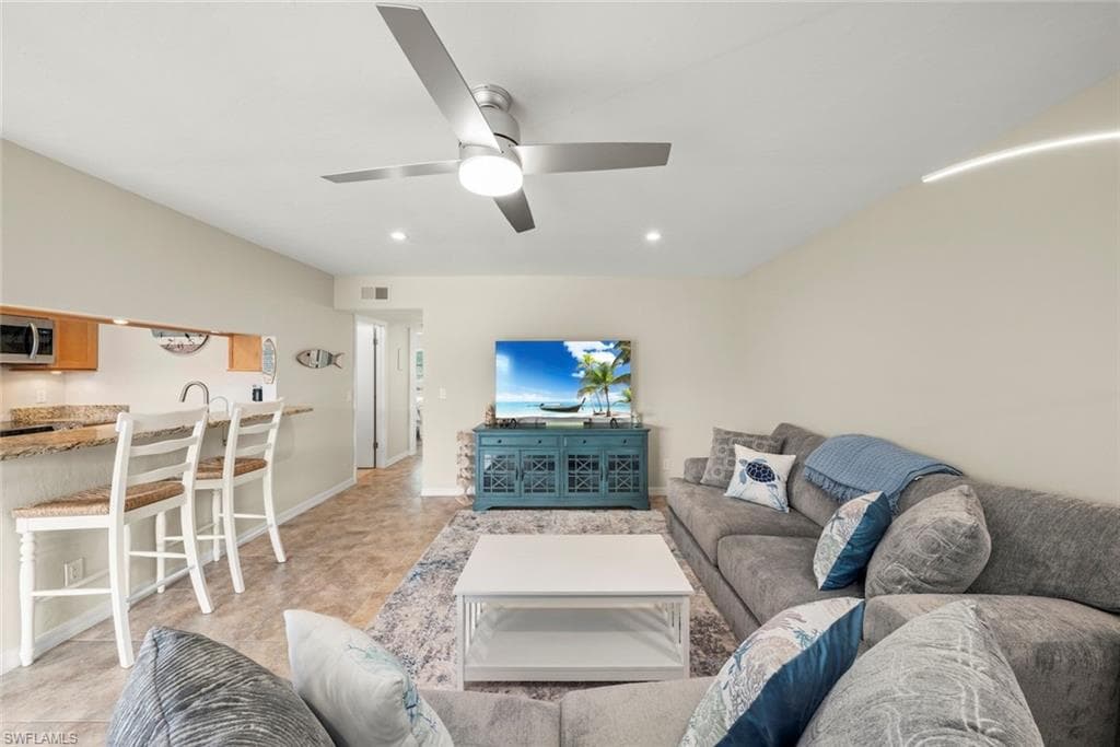 601 Periwinkle WAY D5-18