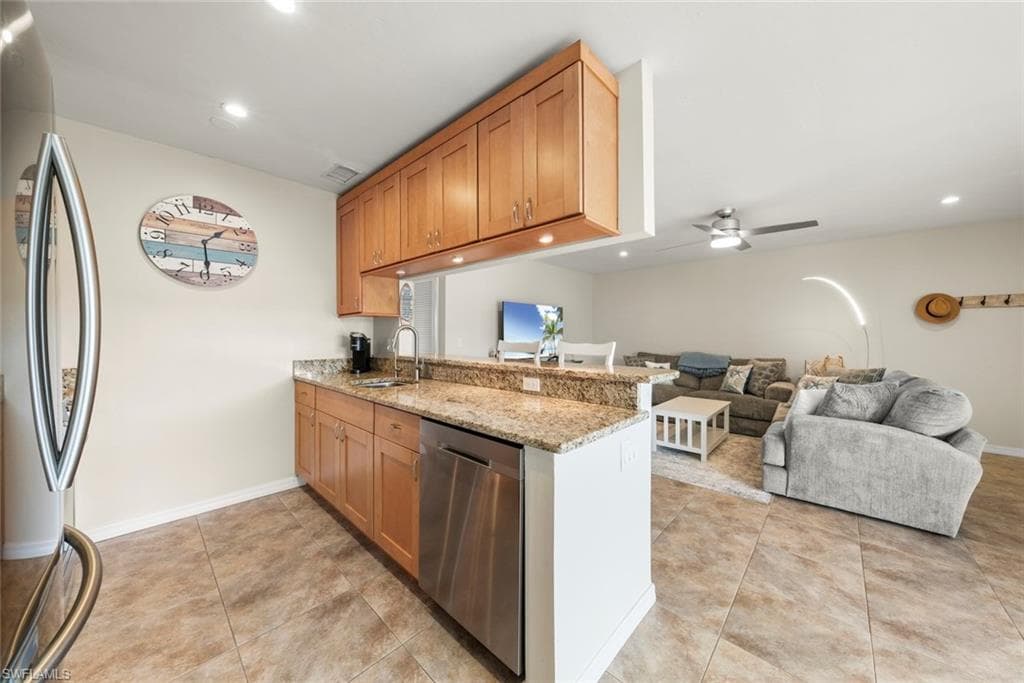 601 Periwinkle WAY D5-7