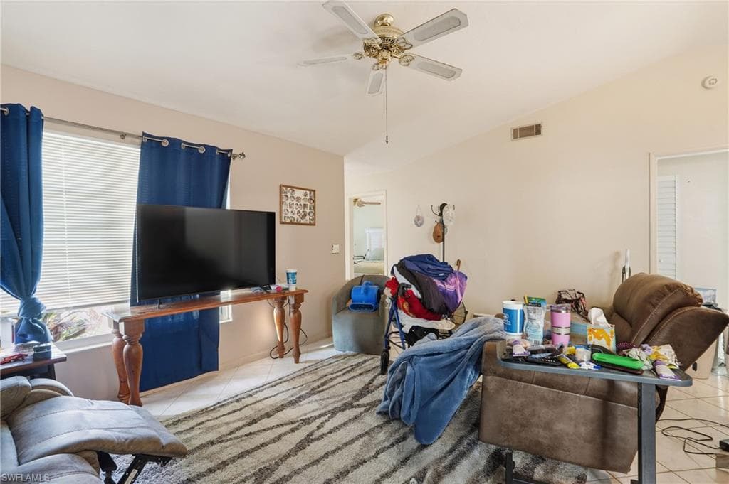 10431 New Bedford CT, LEHIGH ACRES FL 33936-5