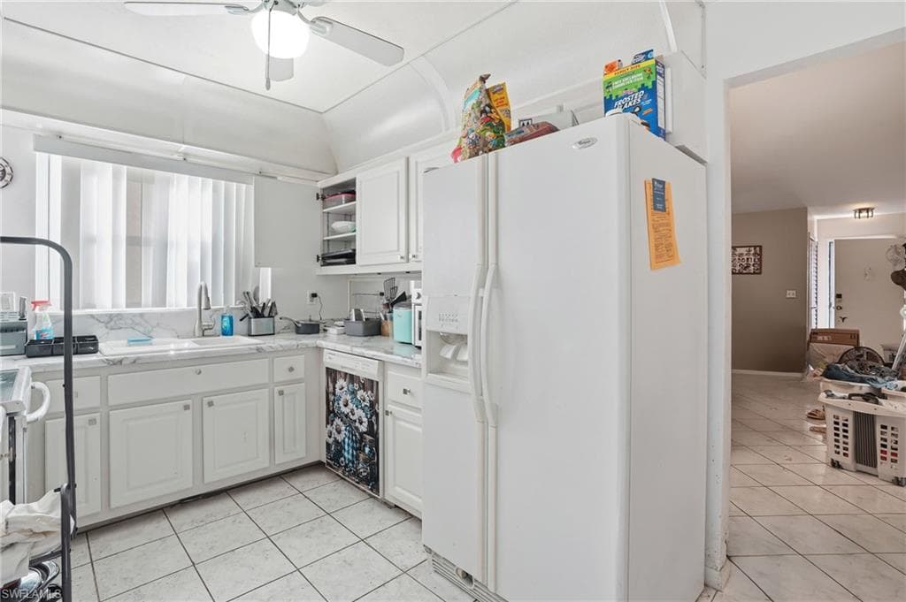 10431 New Bedford CT, LEHIGH ACRES FL 33936-9