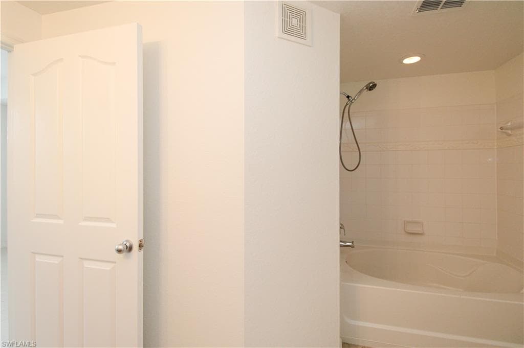 13010 Positano CIR # 102, NAPLES FL 34105-18