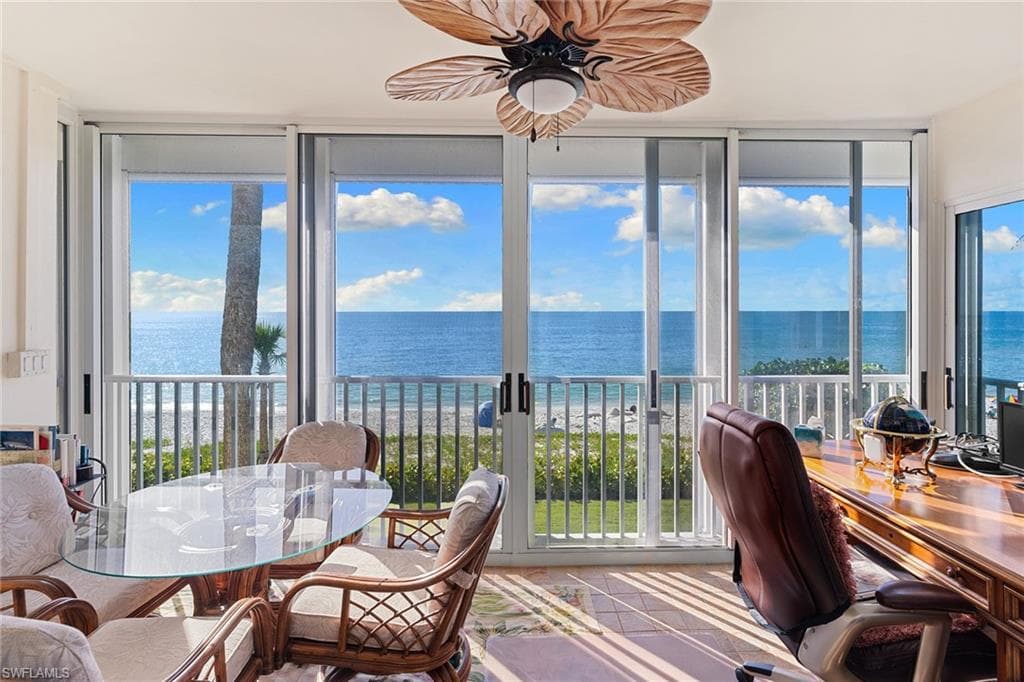 1285 Gulf Shore BLVD N # 2B, NAPLES FL 34102-16
