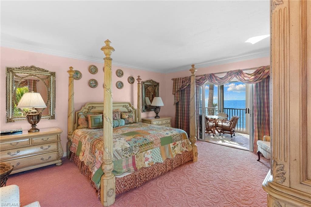 1285 Gulf Shore BLVD N # 2B, NAPLES FL 34102-17