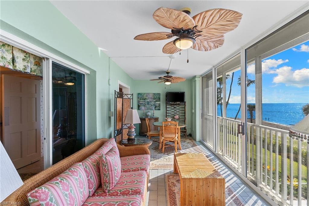 1285 Gulf Shore BLVD N # 2B, NAPLES FL 34102-14