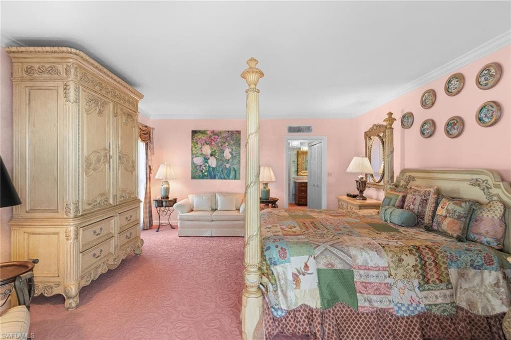 1285 Gulf Shore BLVD N # 2B, NAPLES FL 34102-18