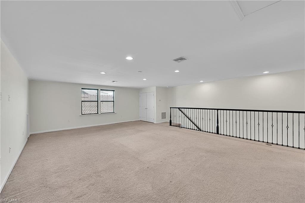 6612 Ensor CT, FORT MYERS FL 33966-16