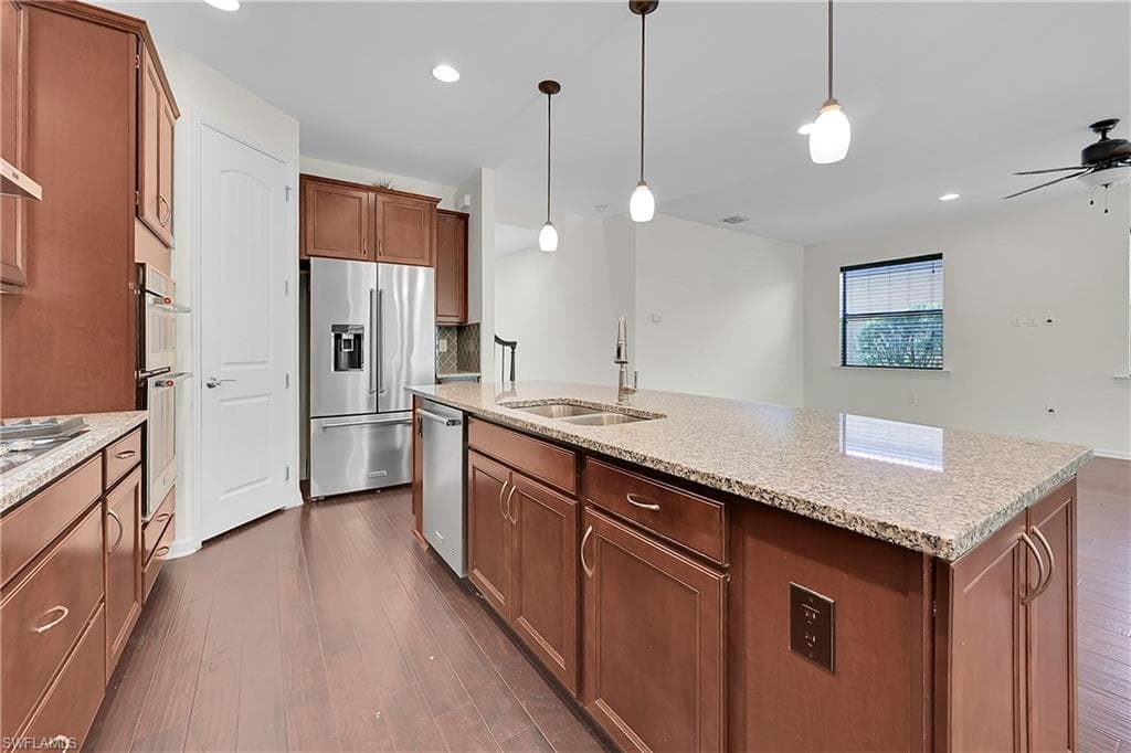 6612 Ensor CT, FORT MYERS FL 33966-3