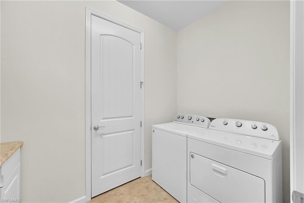 6612 Ensor CT, FORT MYERS FL 33966-20