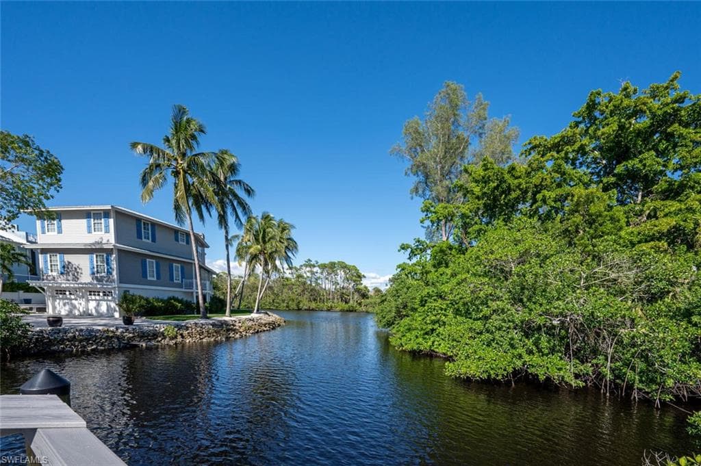 3858 Riviera CIR, BONITA SPRINGS FL 34134-35