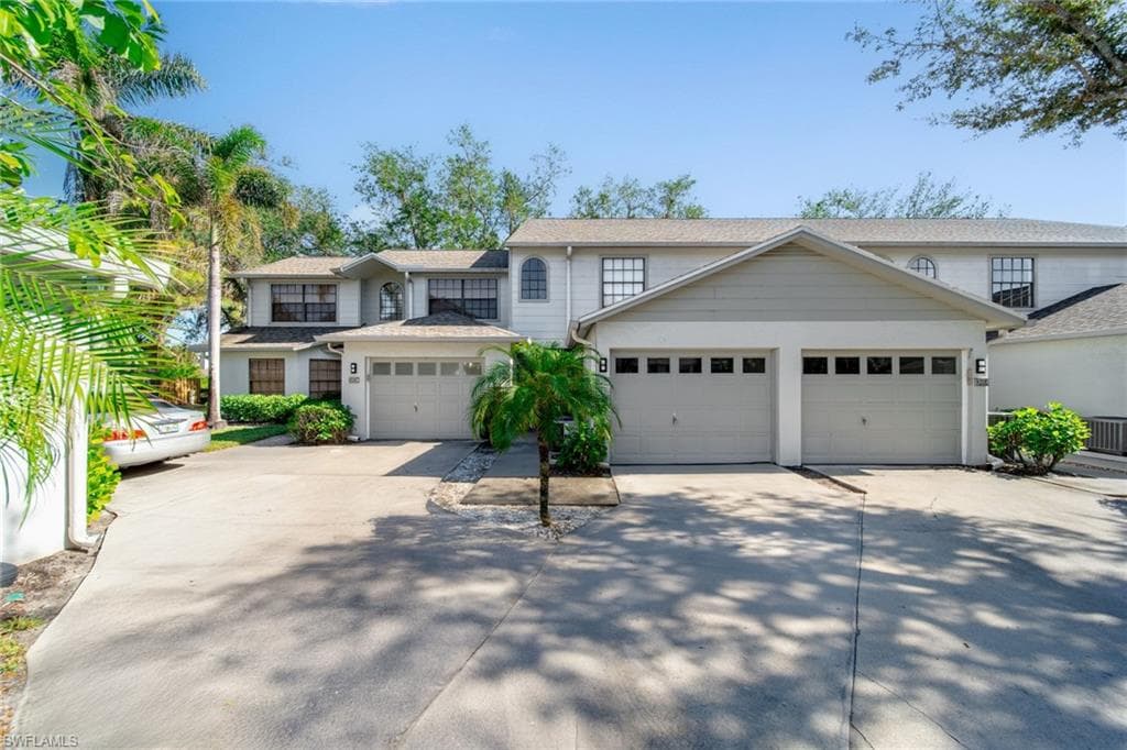 820 Meadowland DR D-32