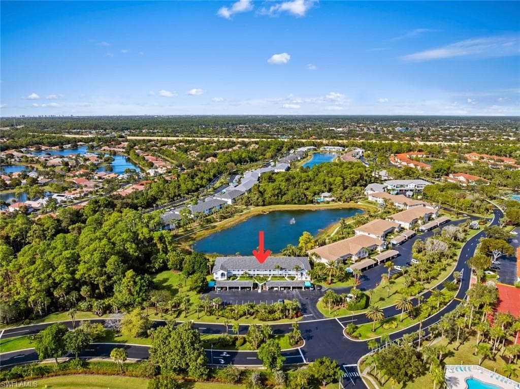 121 Gabriel CIR # 108, NAPLES FL 34104-33