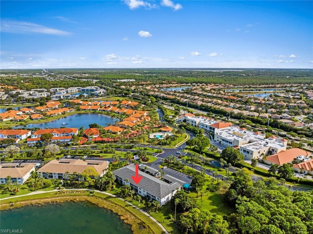 121 Gabriel CIR # 108, NAPLES FL 34104-34