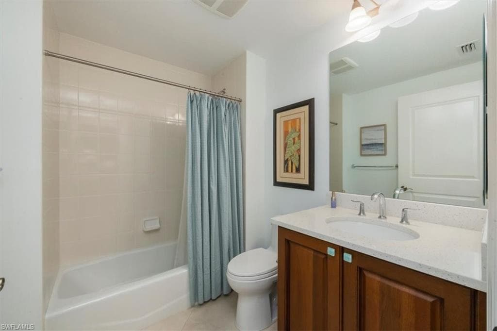 965 Sandpiper ST # J107, NAPLES FL 34102-16