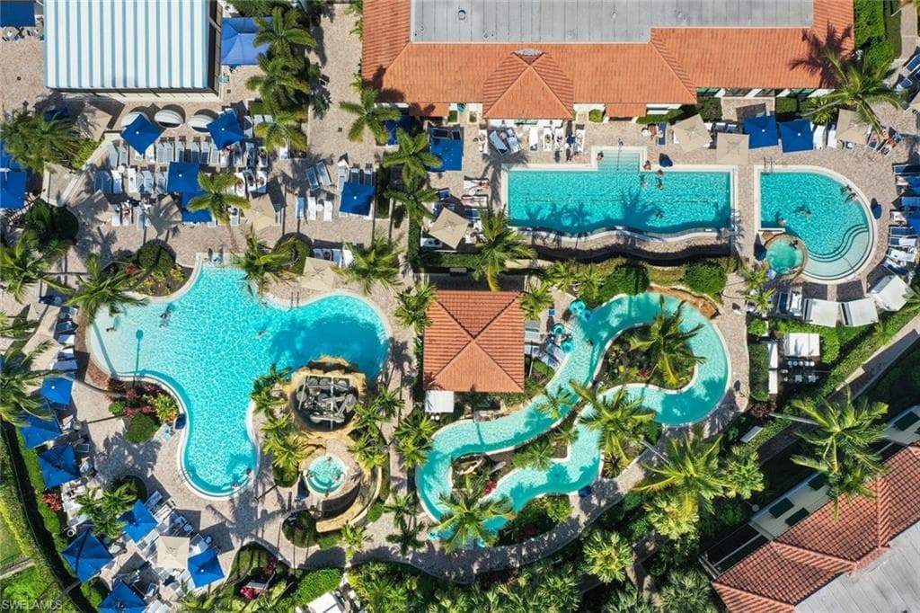 965 Sandpiper ST # J107, NAPLES FL 34102-21