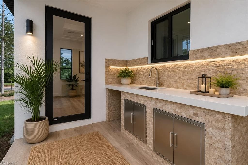 3232 47th AVE NE-12