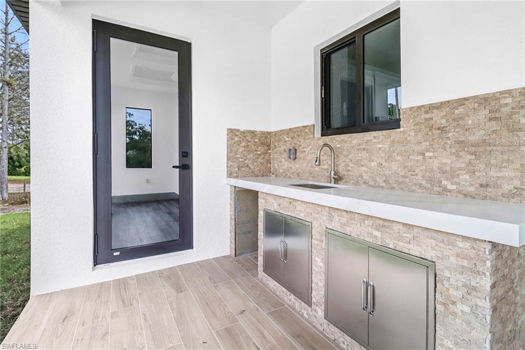 3232 47th AVE NE-10