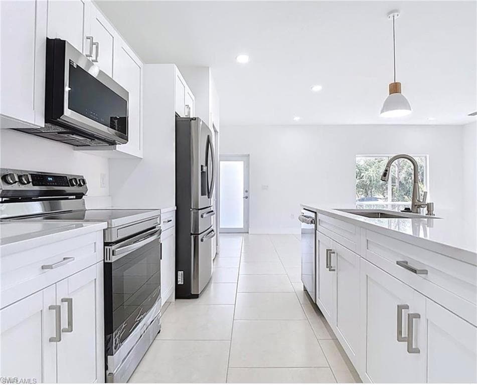 829 Wabash ST, LEHIGH ACRES FL 33974-3