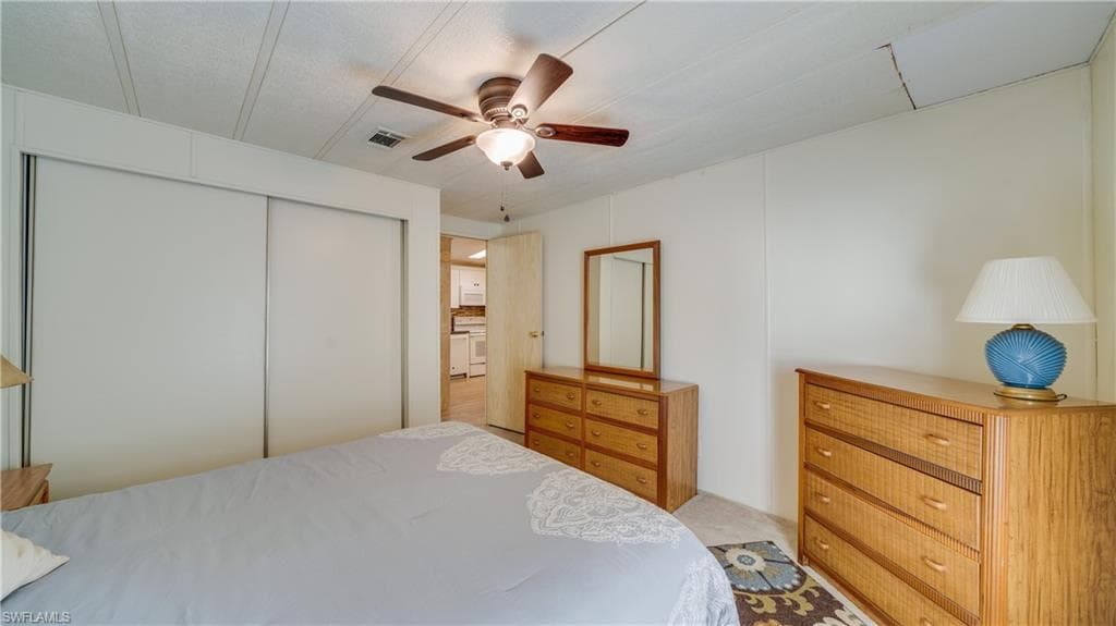 620 Horizon DR, NORTH FORT MYERS FL 33903-12