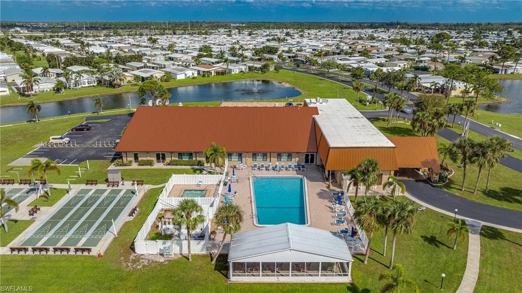 620 Horizon DR, NORTH FORT MYERS FL 33903-25