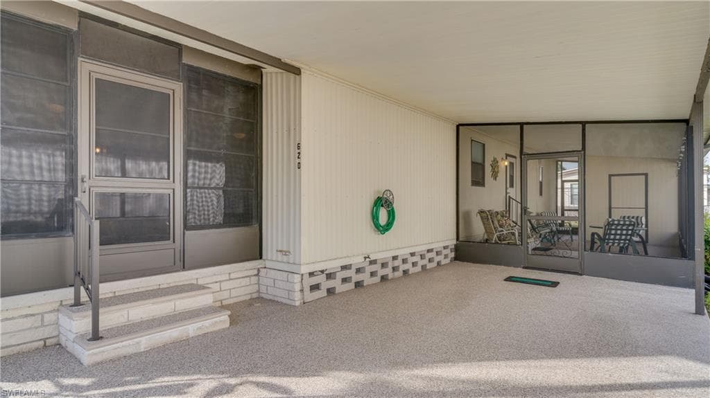 620 Horizon DR, NORTH FORT MYERS FL 33903-19