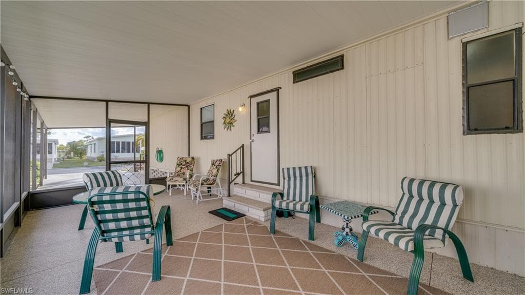 620 Horizon DR, NORTH FORT MYERS FL 33903-17