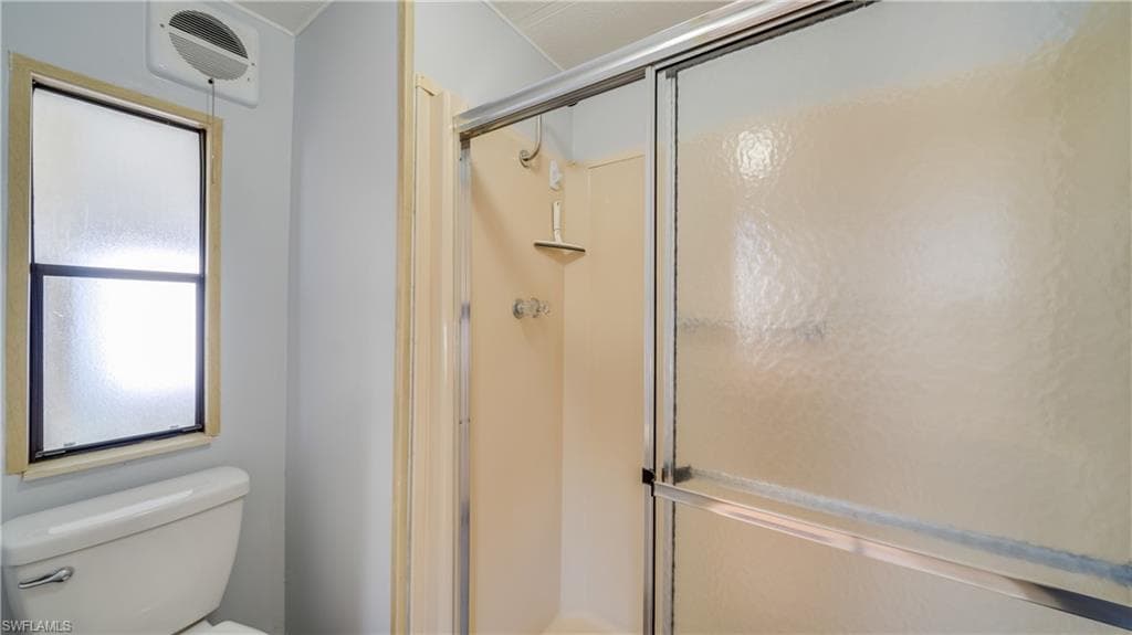 620 Horizon DR, NORTH FORT MYERS FL 33903-10