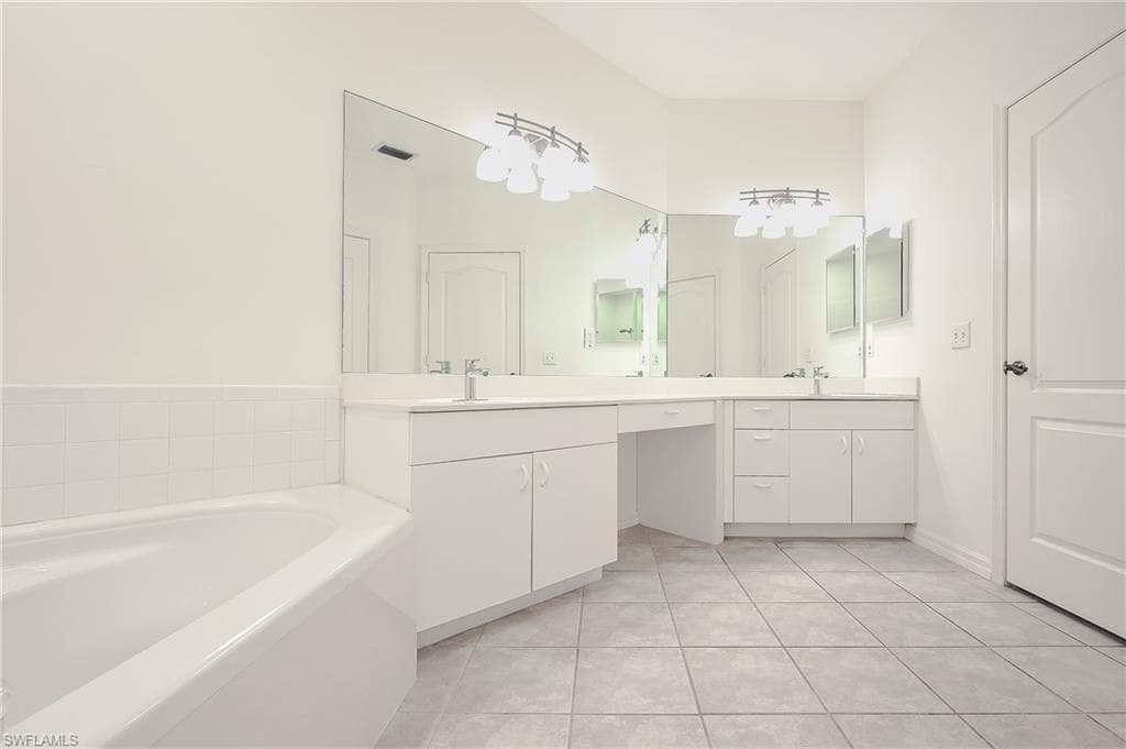 15161 Storrington PL # F101, NAPLES FL 34110-16