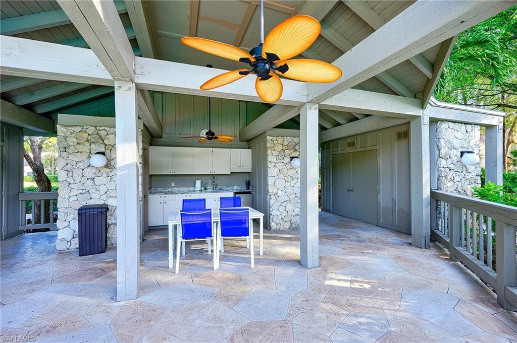 15161 Storrington PL # F101, NAPLES FL 34110-27