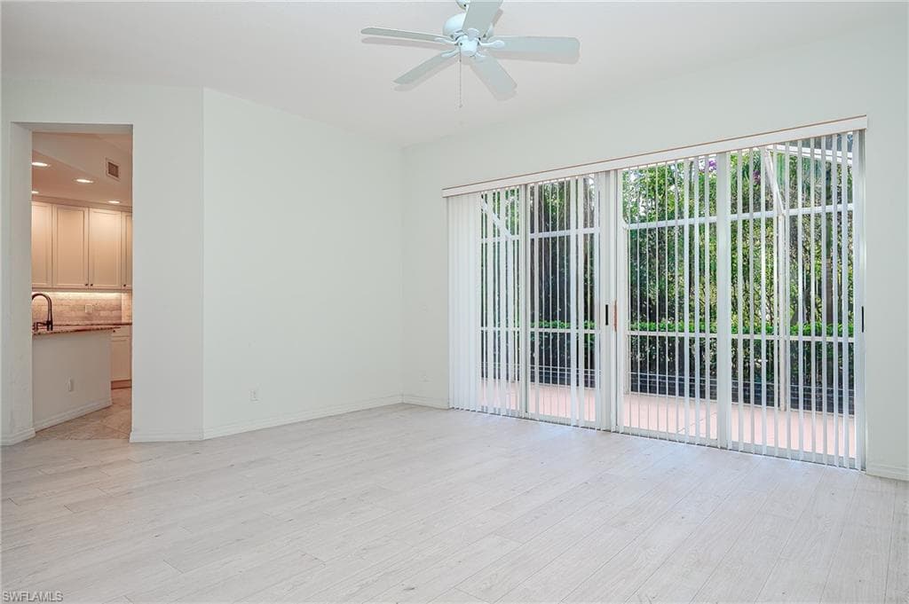 15161 Storrington PL # F101, NAPLES FL 34110-8