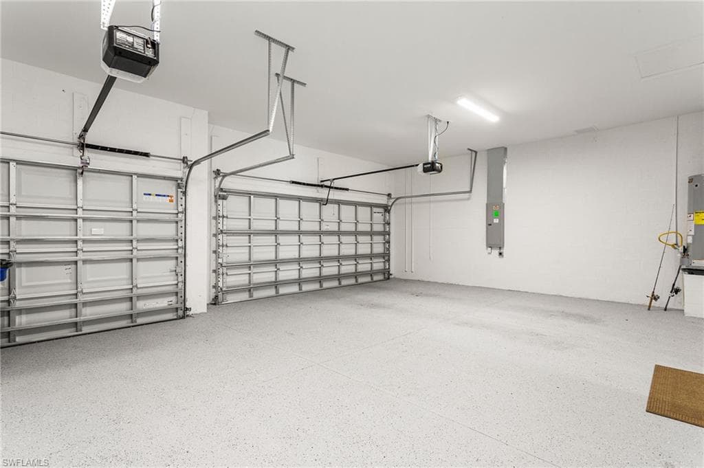 10112 Seaside WAY, BONITA SPRINGS FL 34135-25