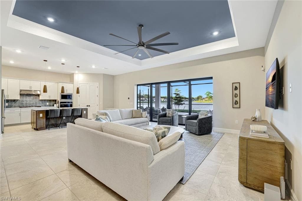 10112 Seaside WAY, BONITA SPRINGS FL 34135-7