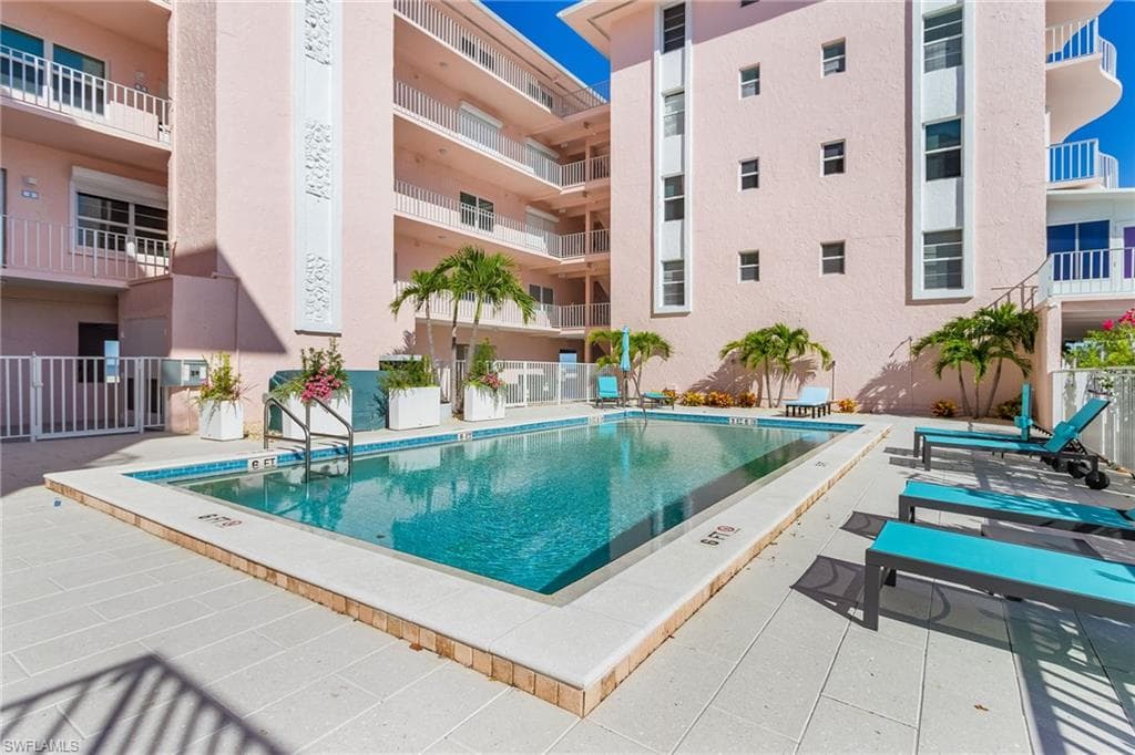 26236 Hickory BLVD # 7, BONITA SPRINGS FL 34134-21