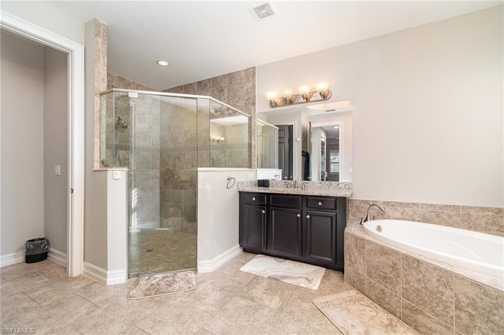 3040 Scarlet Oak PL-17