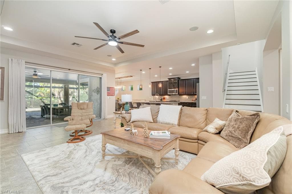 3040 Scarlet Oak PL-11