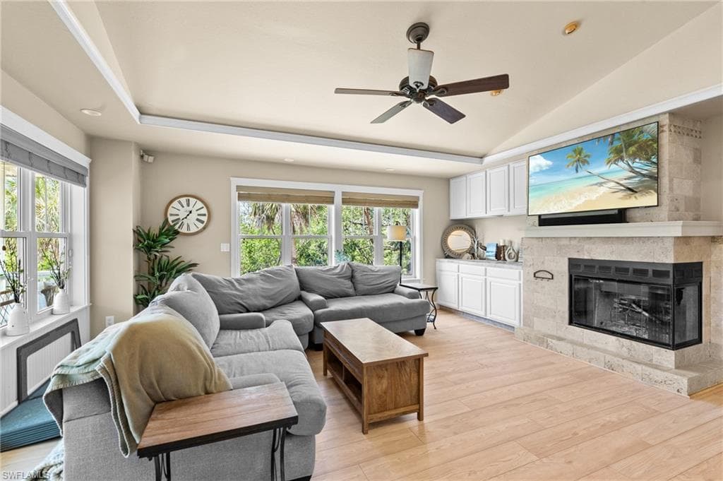 18250 Parkridge CT, FORT MYERS FL 33908-5